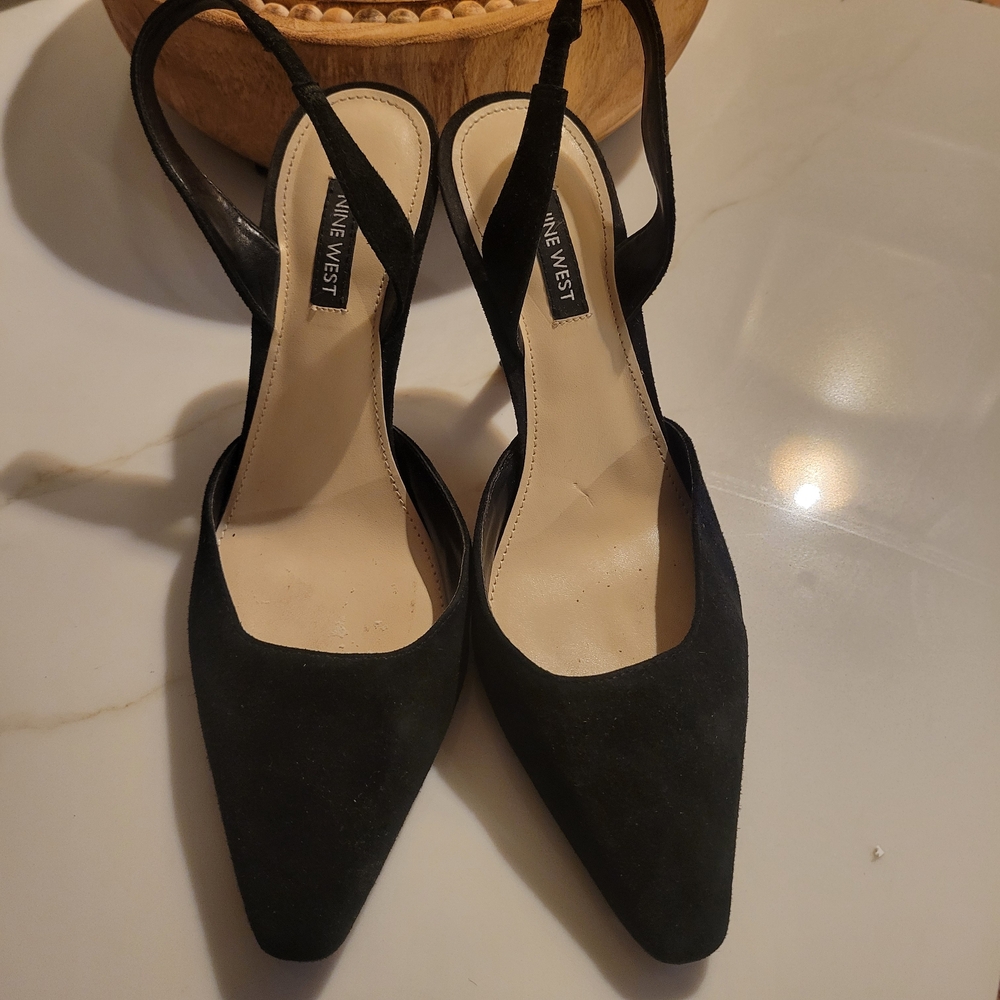 Nine West Black Pointed Slingback Heels